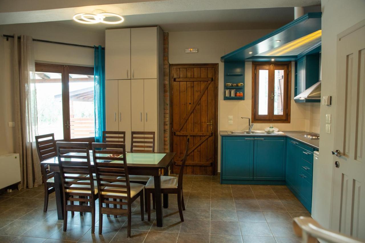 Symmetron Suites Каламос Экстерьер фото