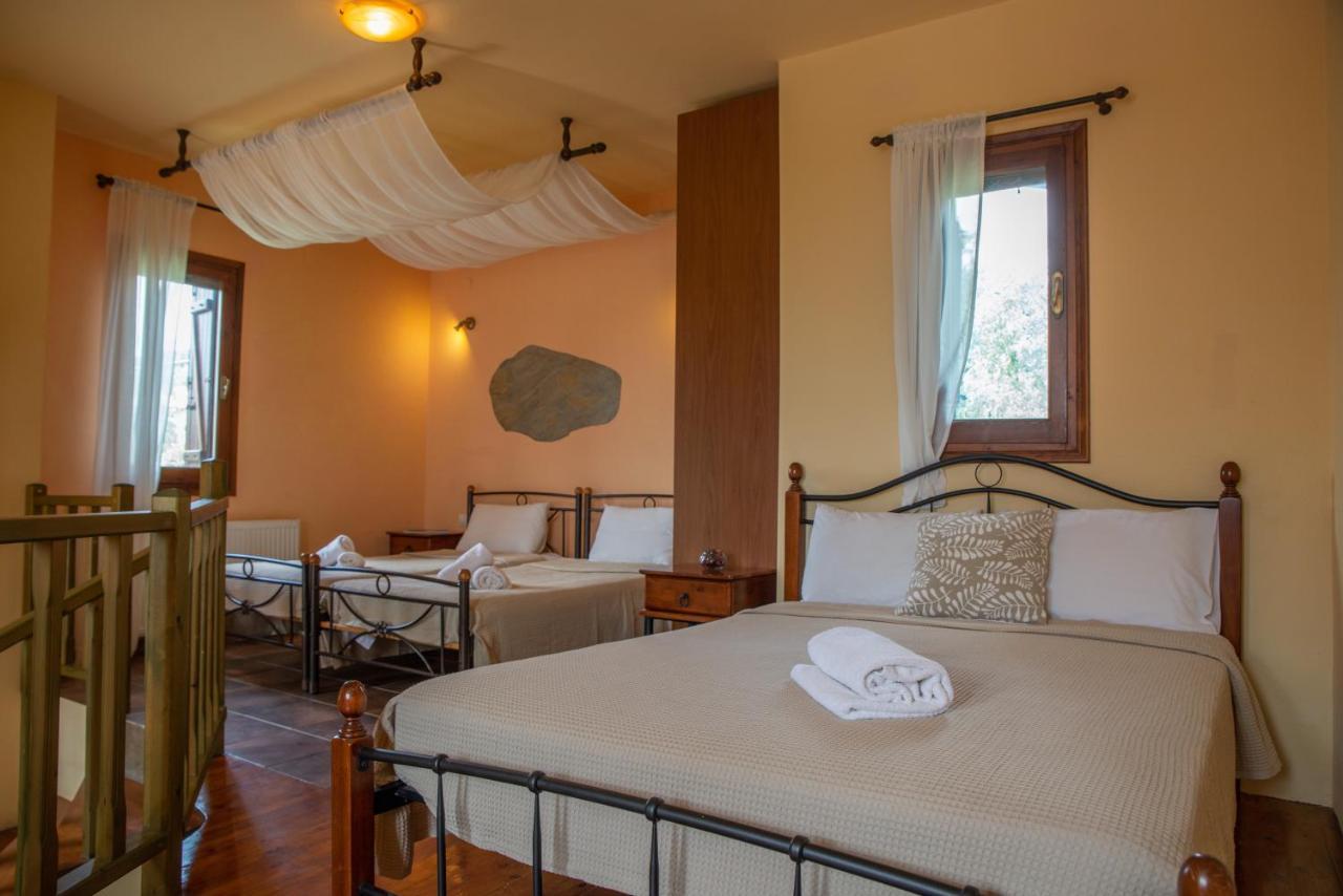 Symmetron Suites Каламос Экстерьер фото